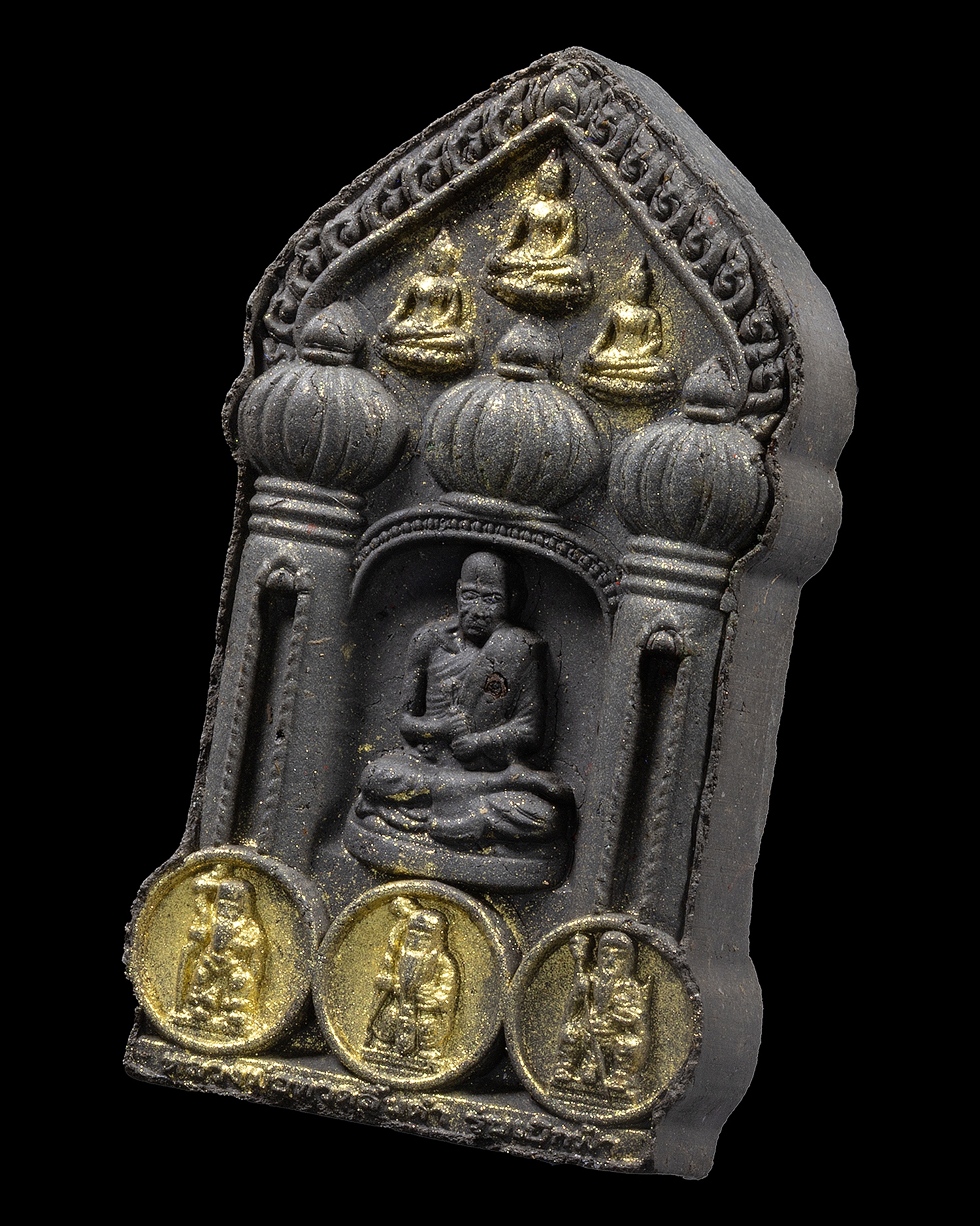 龙普托灵丹 哇扎喜  宝发版 接丹模 黑神药草质 佛历 2560 年瓦 哥阿辟尼行寺  (办呢区 沙霸哟县 宋卡府) 发行量 120 尊  วัตถุมงคลเทพดำ หลวงปู่ทวดลิ้นดำ วาจาสิทธิ์ เนื้อว่านเทพดำ รุ่นเบิกฟ้า พิมพ์แจกทาน ปี 2560 วัดเกาะอภินิหาร สร้าง 120 องค์