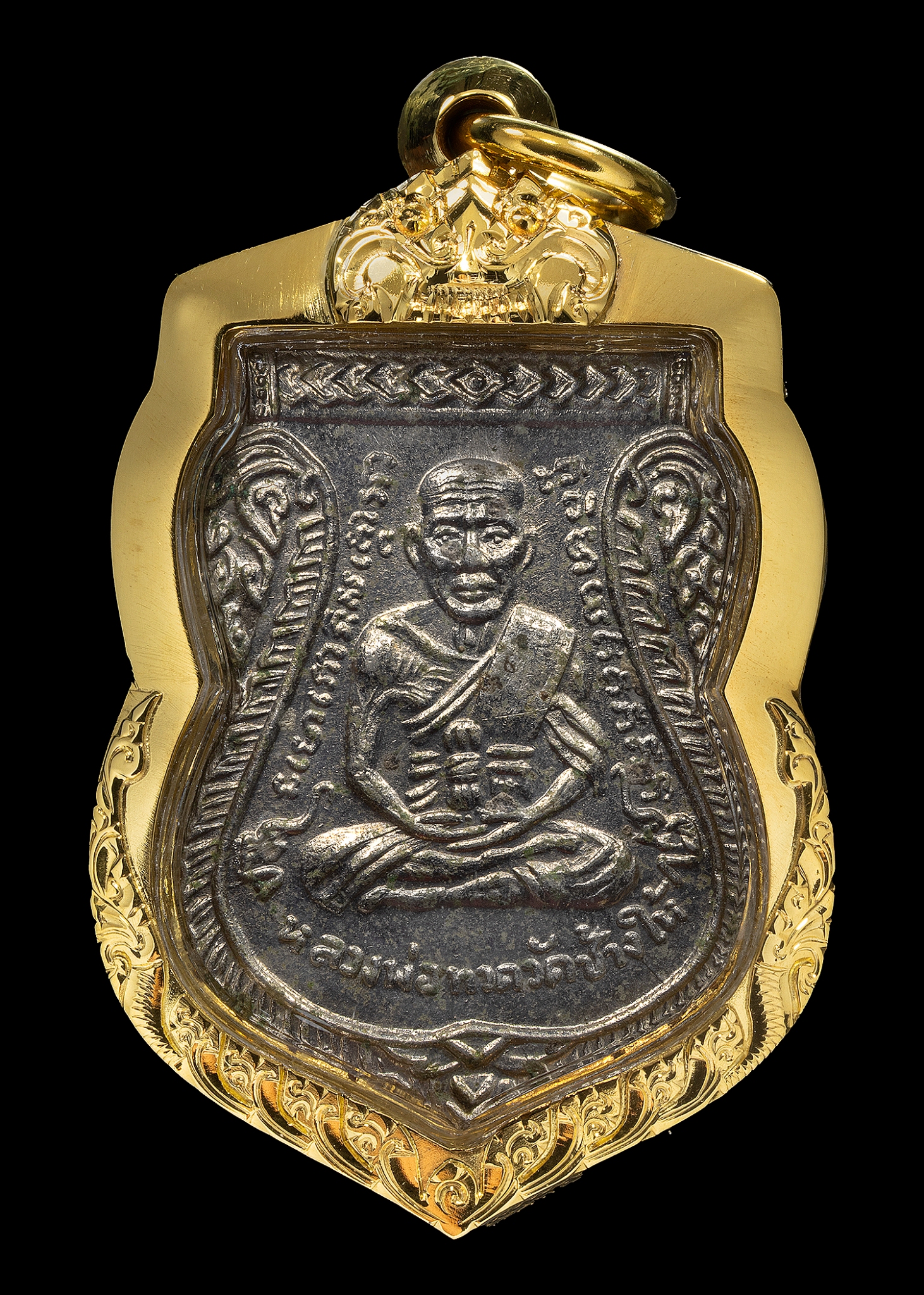 达古玛哈尼勇艮兰纯金+纯银材质12心百万符管 阿赞纳龙 佛历 2559 年 聚神殿 宋卡府 已包好金壳 约 9g  ตะกรุดมหานิยมเงินล้านหัวใจมหาบุรุษ 12 จำพวก เนื้อทองคำ+เงิน อาจารย์ณรงค์ สำนักรวมเทพ ปี 2559 จ.สงขขลา พร้อมเลี่ยมเลี่ยมกรอบทองอย่างหนา 9g+- 